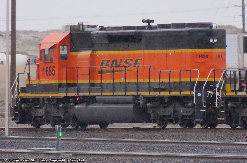 BNSF 1685